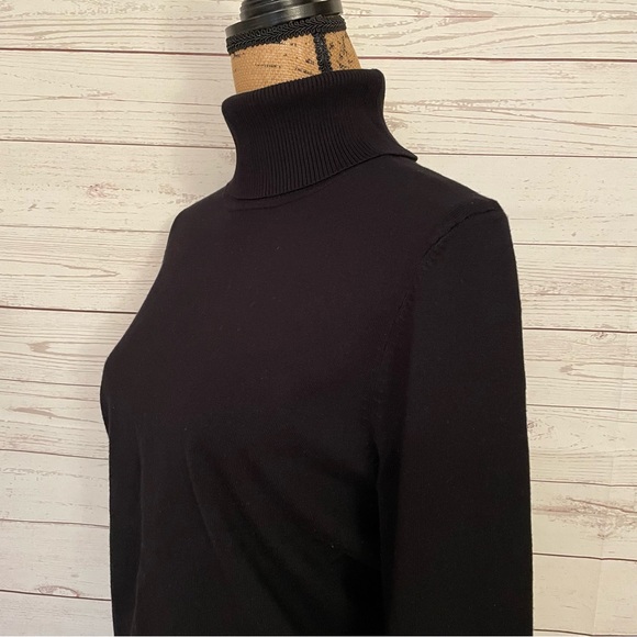 Calvin Klein lightweight sweater - size Lg - Picture 4 of 13